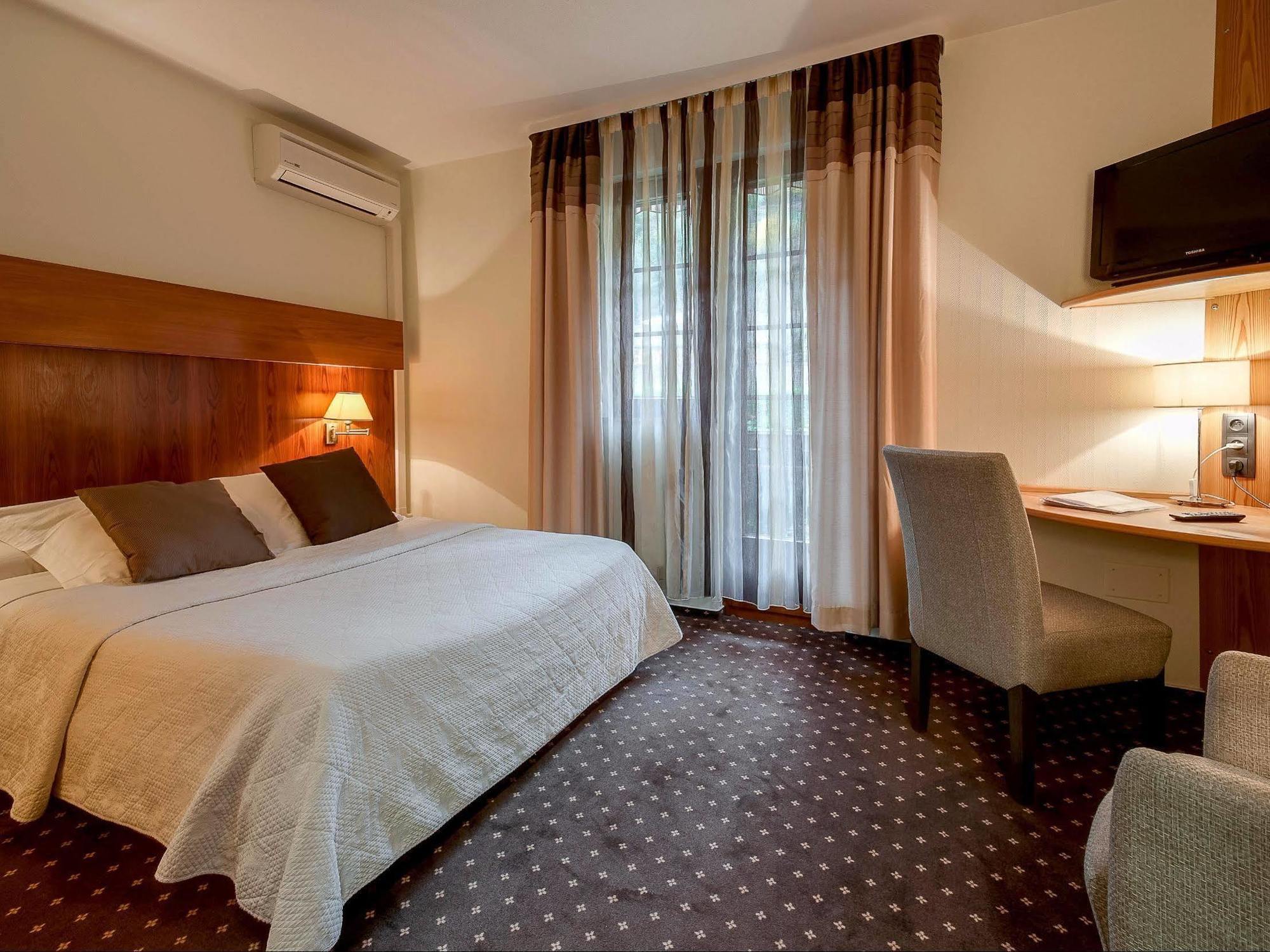 Hotel Domaine Le Moulin Ottrott Esterno foto